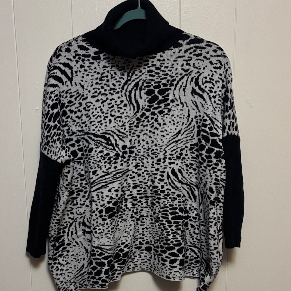 Women's Black & White Animal Print Turtleneck Sweater